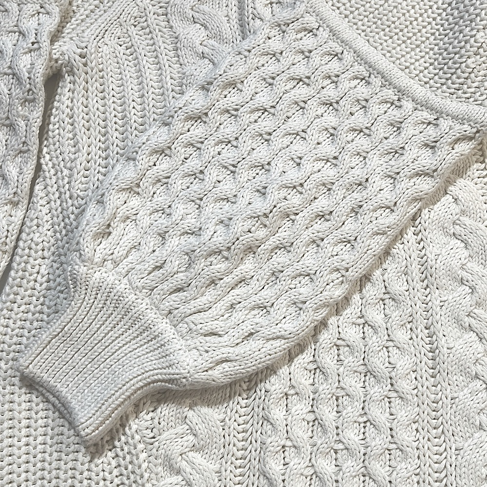 NWOT Joie Emera Turtleneck - Picture 9 of 15